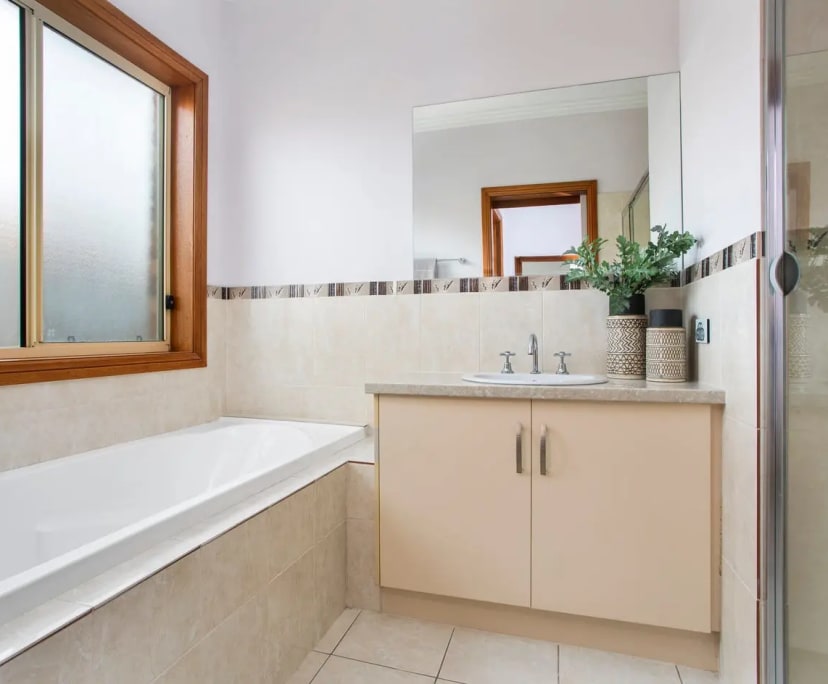 Room for Rent in North Plympton, Adelaide 250, Fl...