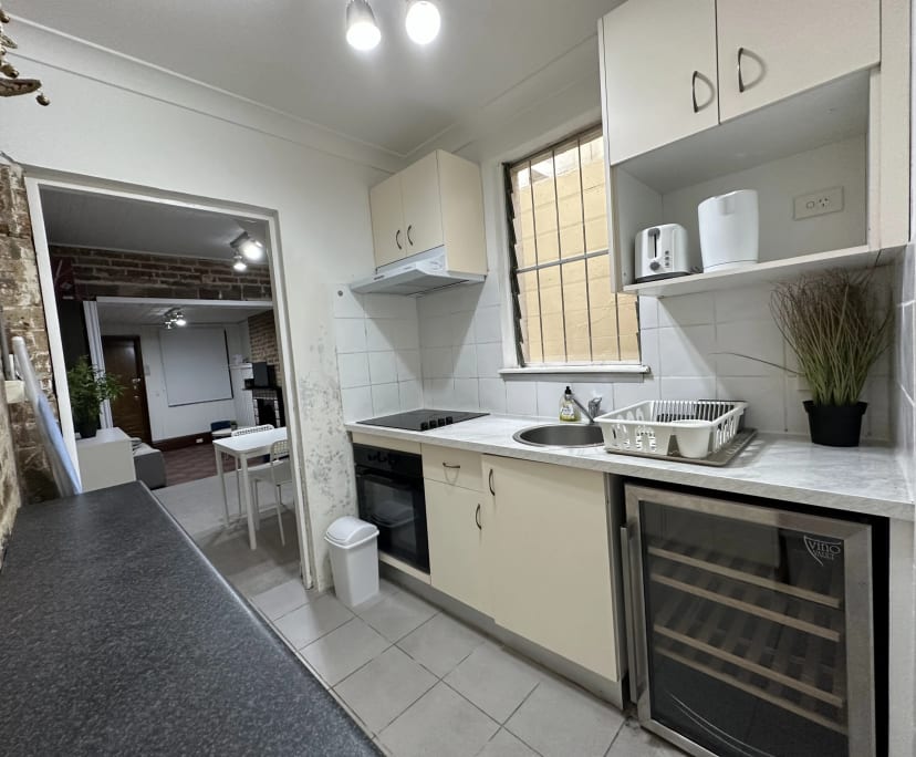$280, Share-house, 4 bathrooms, Potts Point NSW 2011