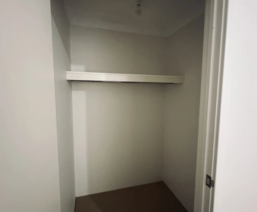 Room in a share house
