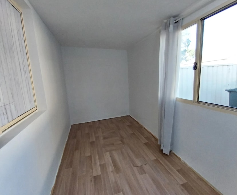 Unfurnished room granny flat for rent