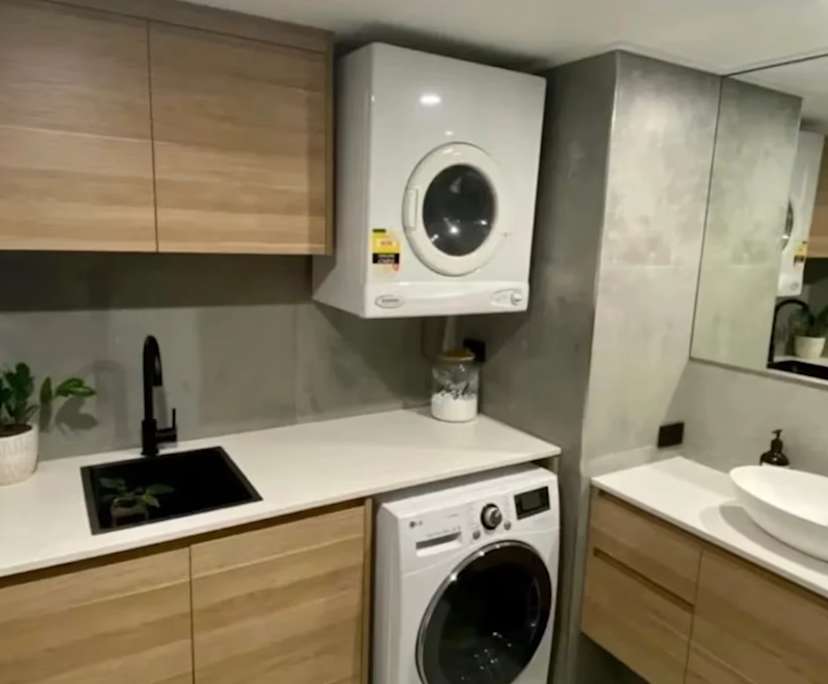 $500, Flatshare, 2 bathrooms, Mermaid Beach QLD 4218