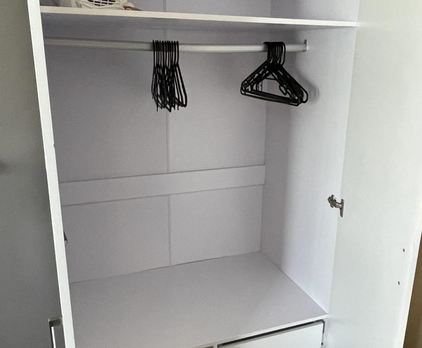 $320, Share-house, 6 bathrooms, Kingsville VIC 3012