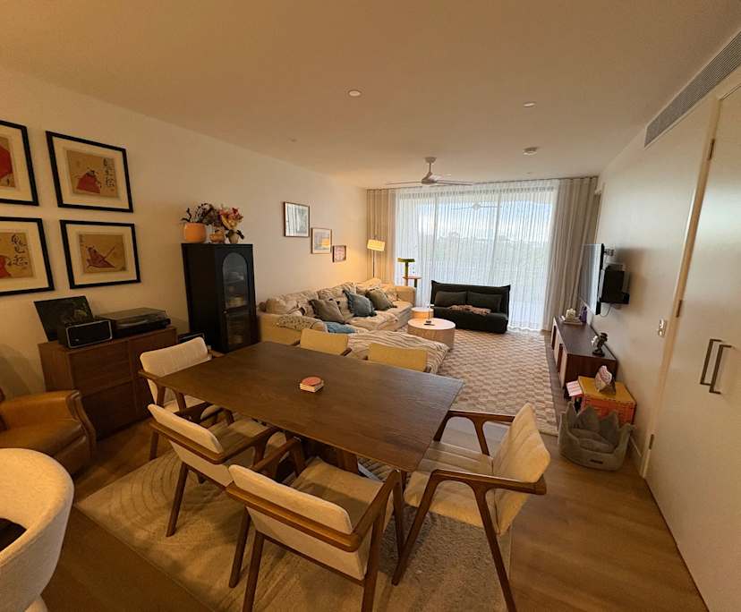Furnished room in a share house