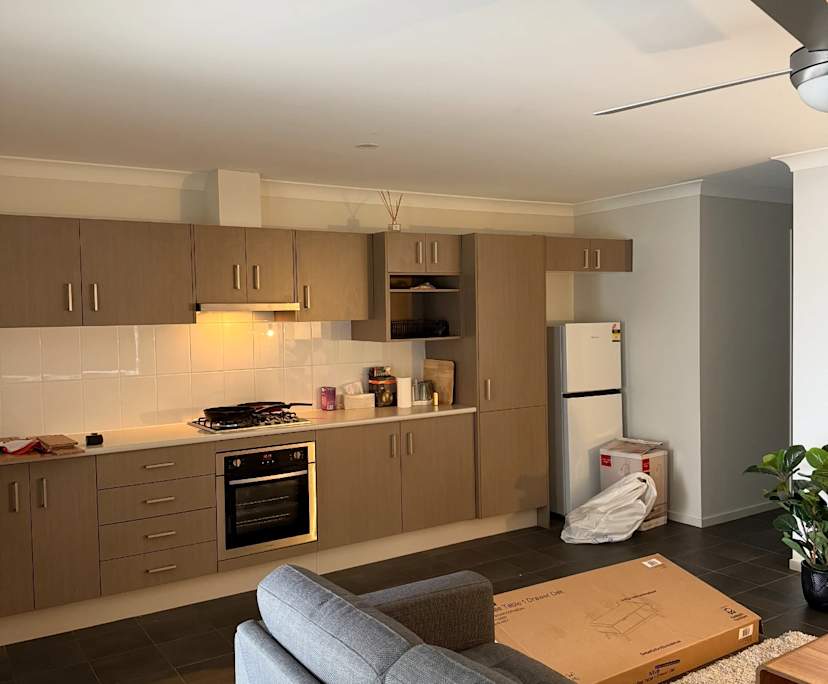 $250, Share-house, 2 bathrooms, Kelso NSW 2795