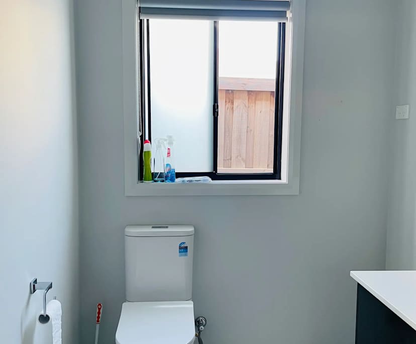 $220, Share-house, 4 bathrooms, Wyndham Vale VIC 3024