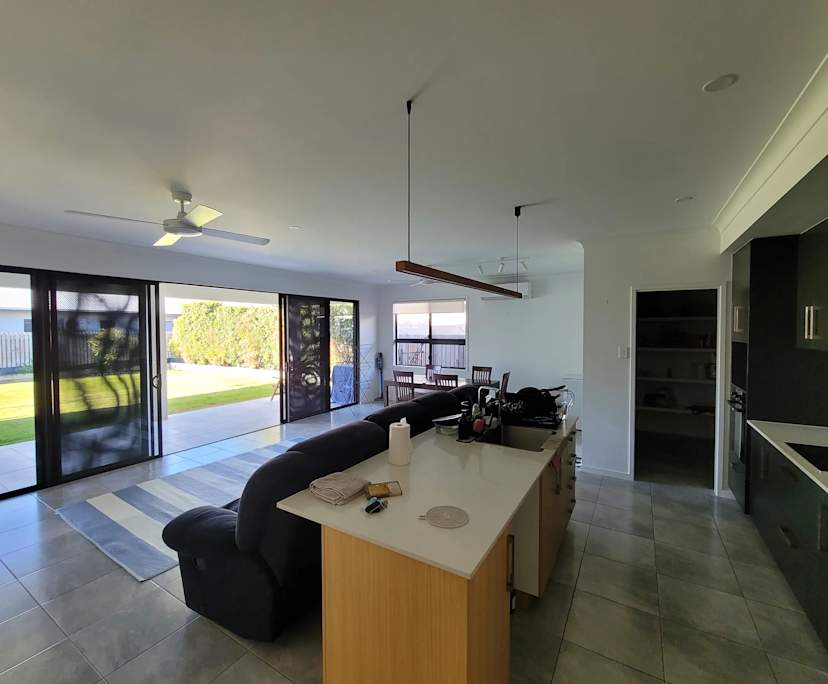 $200, Share-house, 3 bathrooms, Burdell QLD 4818