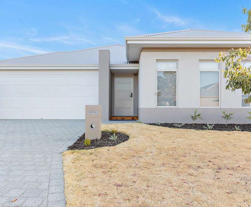 $340, Share-house, 6 bathrooms, Madora Bay WA 6210