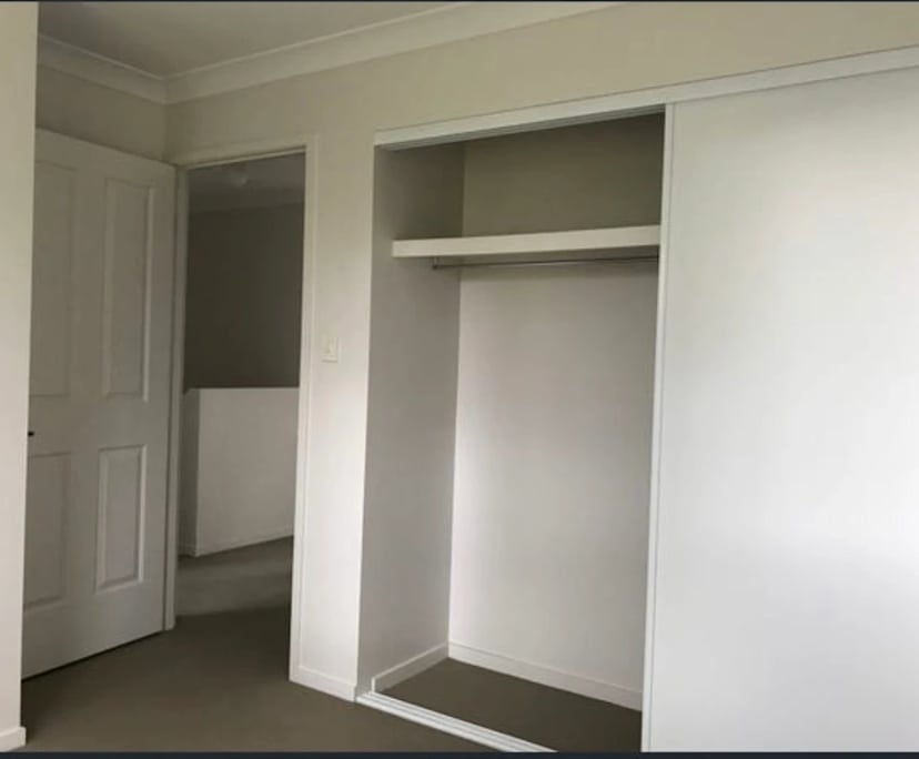 $250, Flatshare, 3 bathrooms, Doolandella QLD 4077