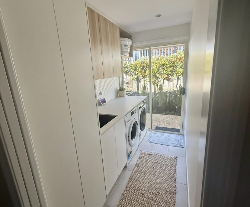 $400, Share-house, 3 bathrooms, Parkwood QLD 4214