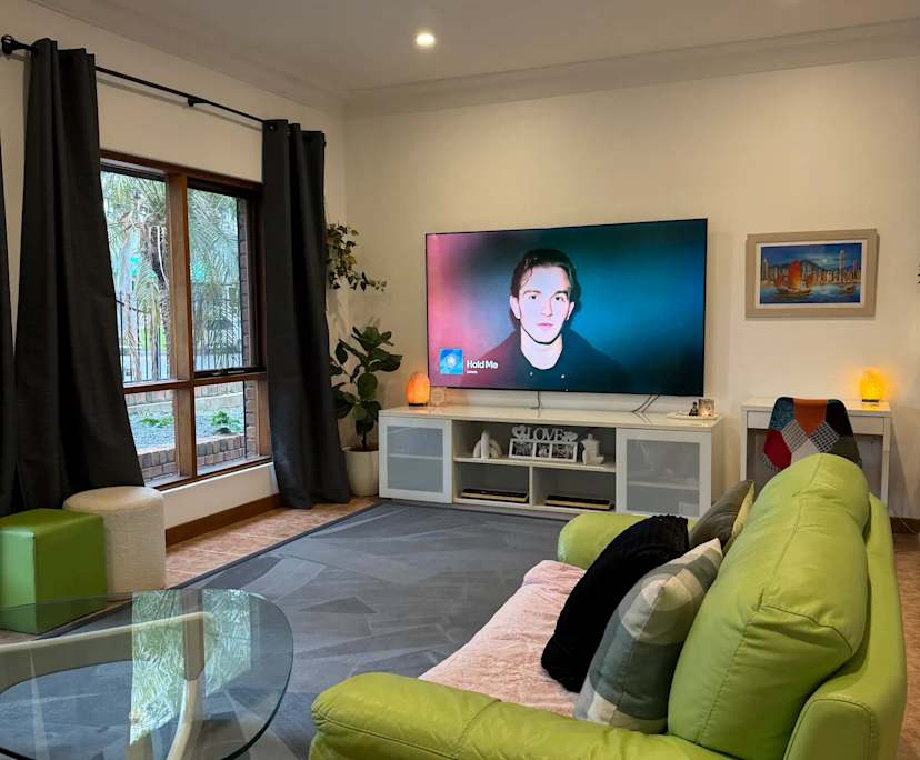 Whole property with 2 rooms for rent