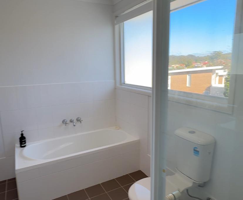 $250, Share-house, 2 bathrooms, Mount Hutton NSW 2290
