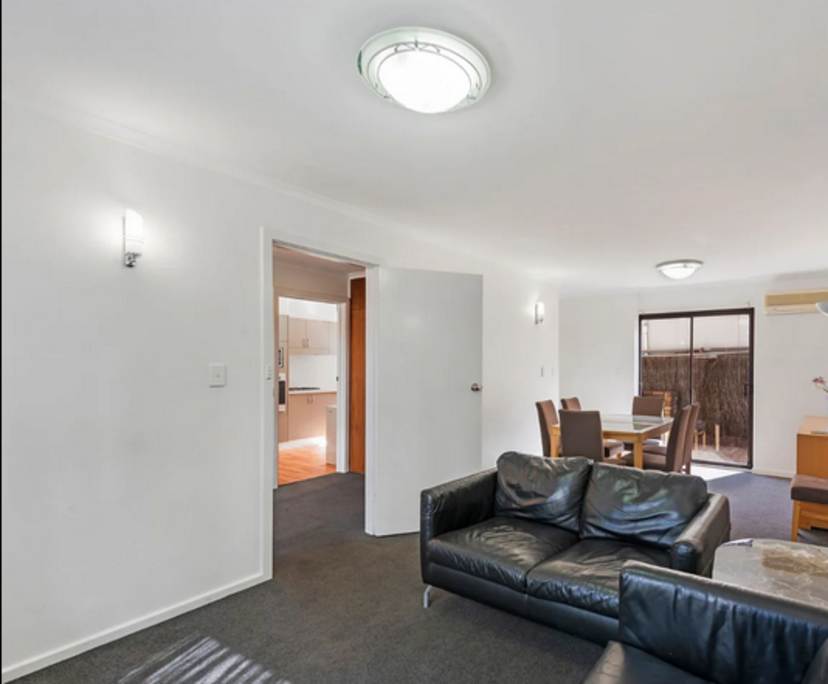 Whole property with 3 rooms for rent