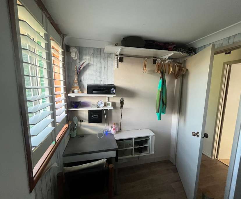 Furnished room with own bathroom