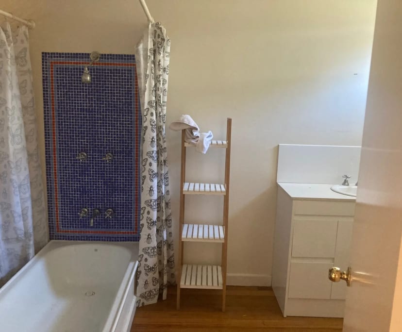 Unfurnished room with own bathroom