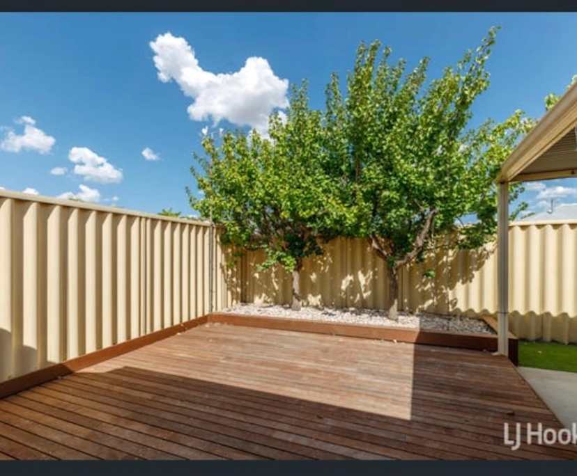 $220, Share-house, 4 bathrooms, Millbridge WA 6232