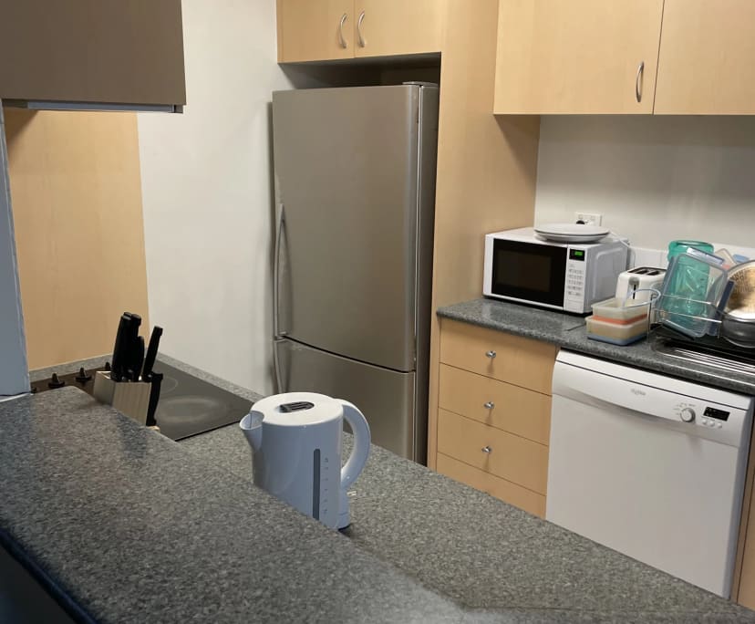 $460, Flatshare, 2 bathrooms, Southport QLD 4215