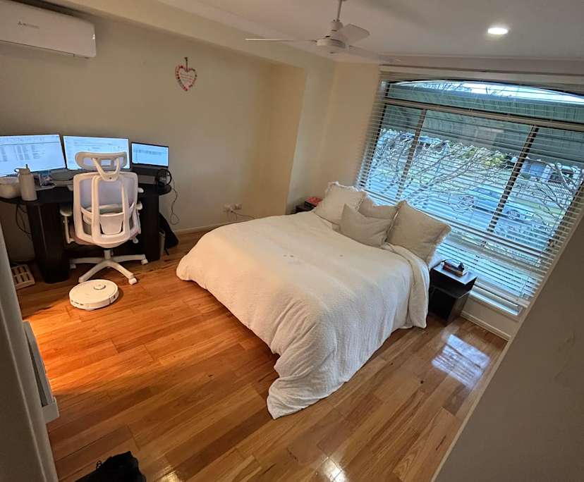 Unfurnished room with ensuite in a share house