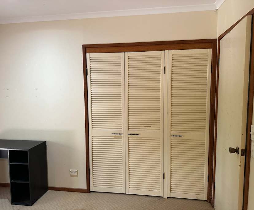 $600, Granny-flat, 2 bathrooms, Worongary QLD 4213