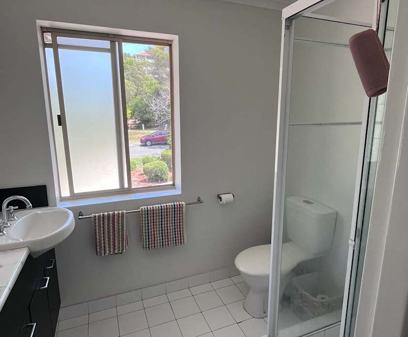 $620, Whole-property, 2 bathrooms, Taringa QLD 4068