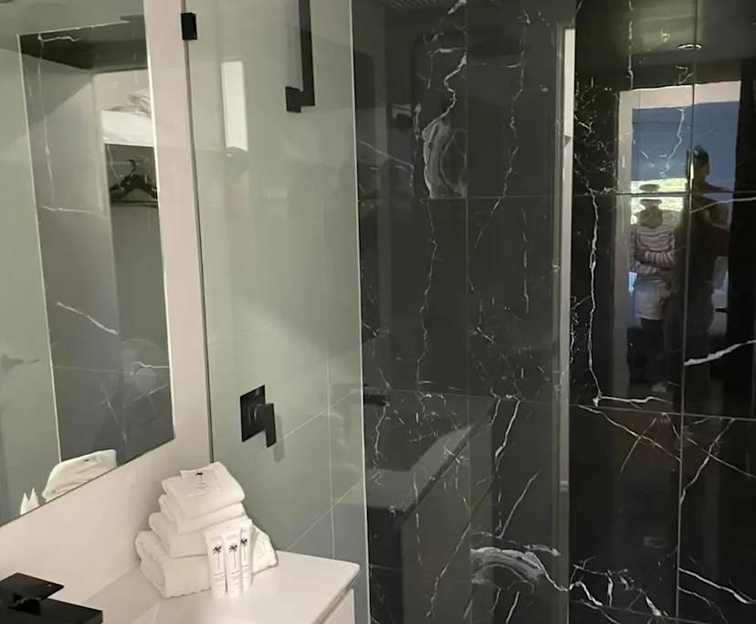 Whole property with 3 rooms for rent