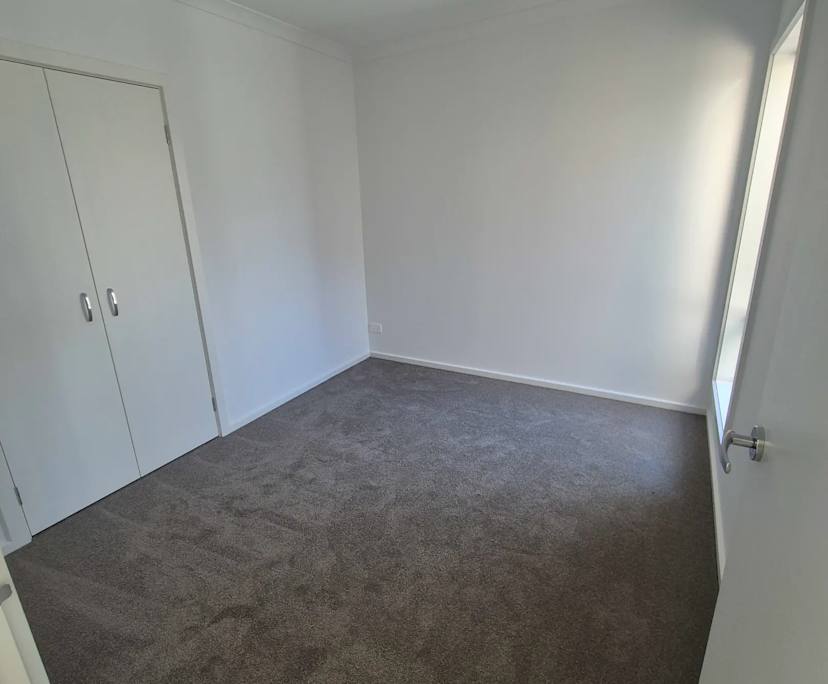 $200, Share-house, 3 bathrooms, Lara VIC 3212