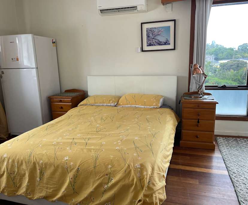 $450, Share-house, 3 bathrooms, Ashmore QLD 4214