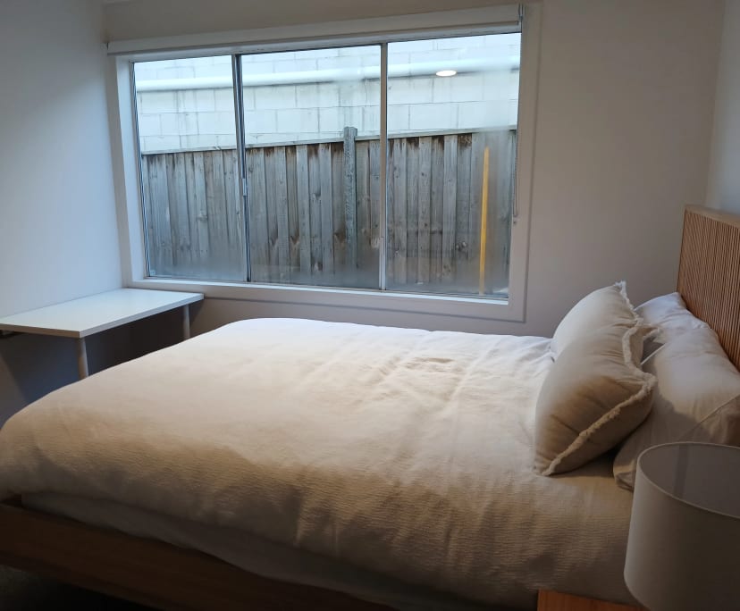 $350, Share-house, 4 bathrooms, Inverloch VIC 3996