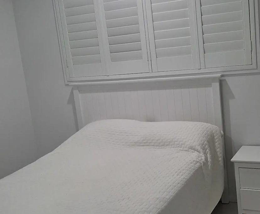 $300, Share-house, 5 bathrooms, Burleigh Heads QLD 4220