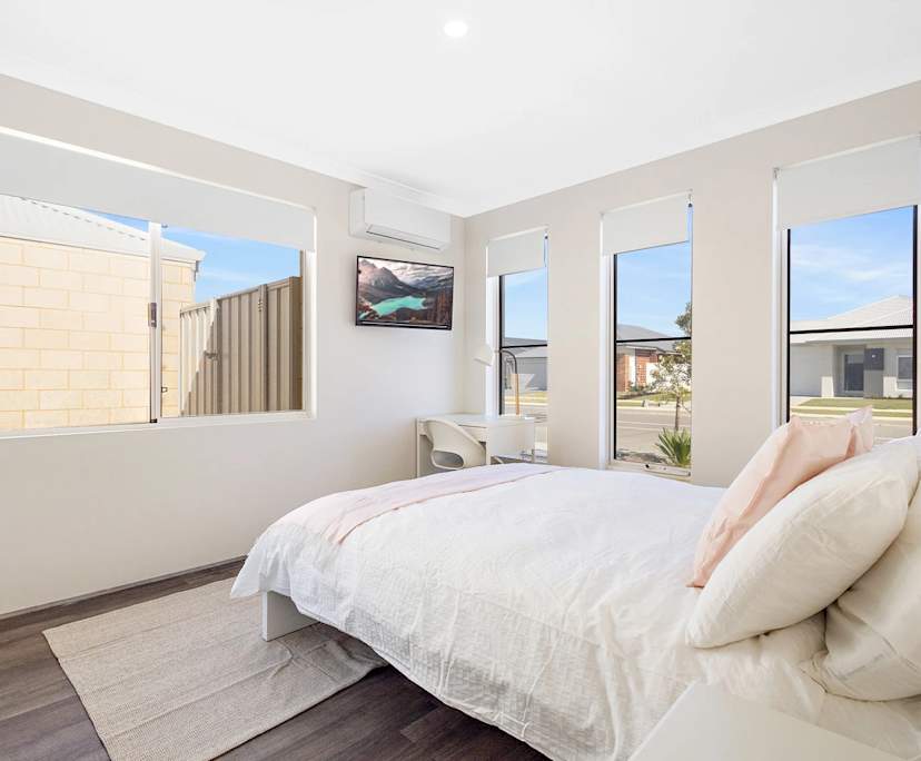 propertyImage