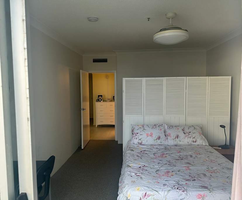 $650, Share-house, 2 bathrooms, Surfers Paradise QLD 4217