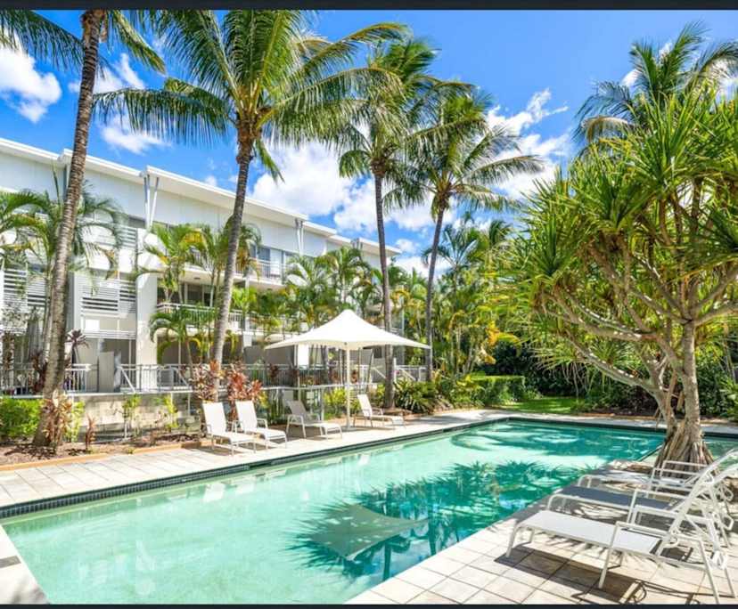 $385, Flatshare, 2 bathrooms, Labrador QLD 4215