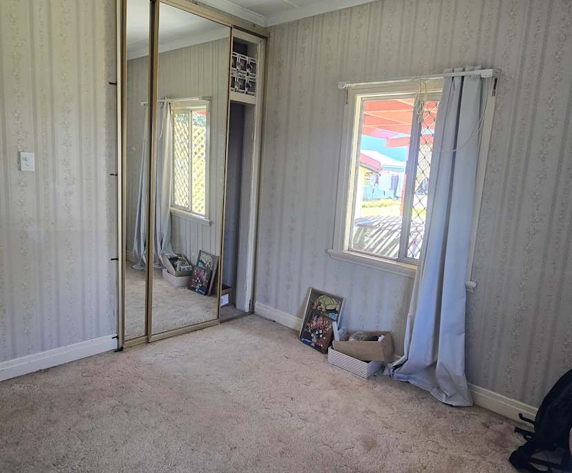 Unfurnished room in a share house