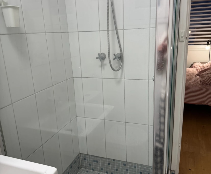 $800, 1-bed, 1 bathroom, Claremont WA 6010