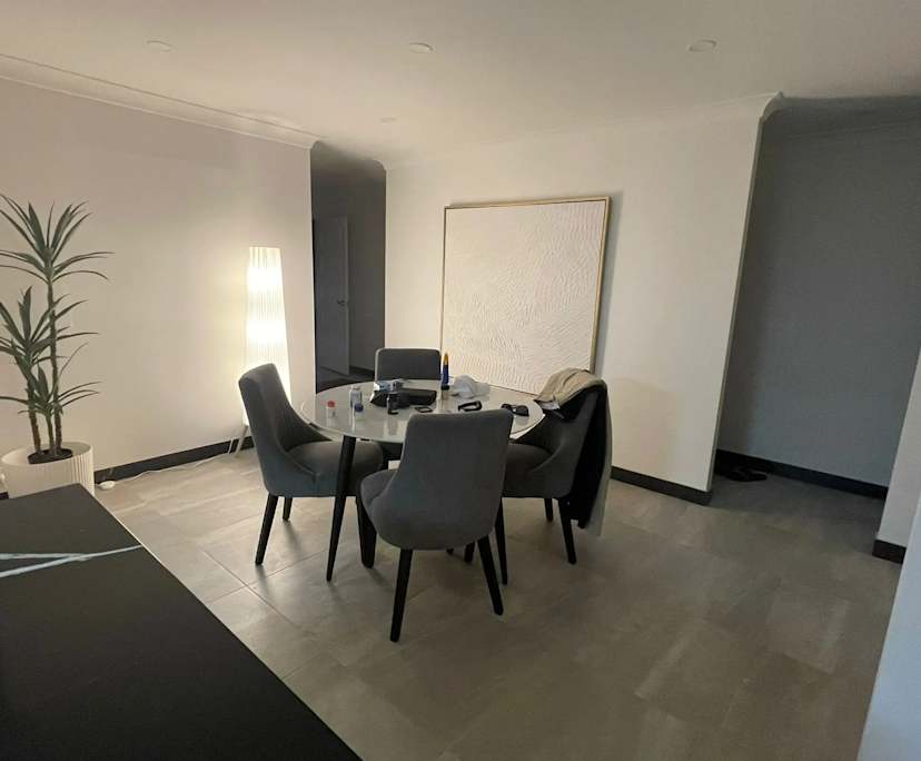 $295, Share-house, 4 bathrooms, Mount Ommaney QLD 4074