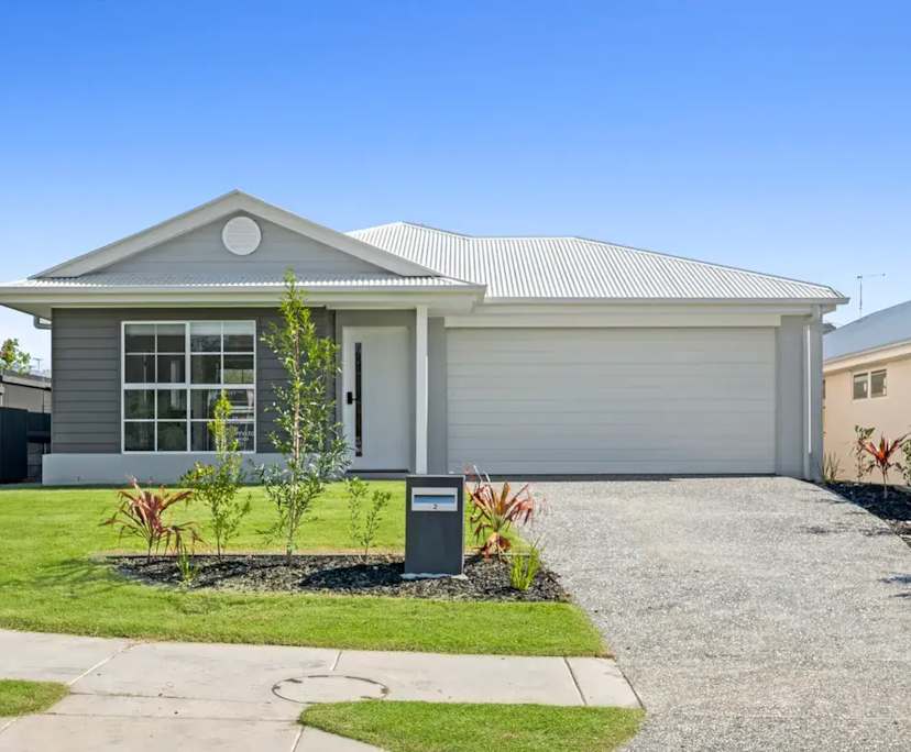 $320, Share-house, 3 bathrooms, White Rock QLD 4306