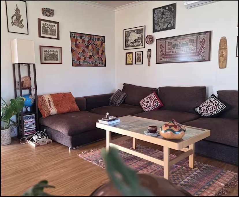 Whole property with 2 rooms for rent