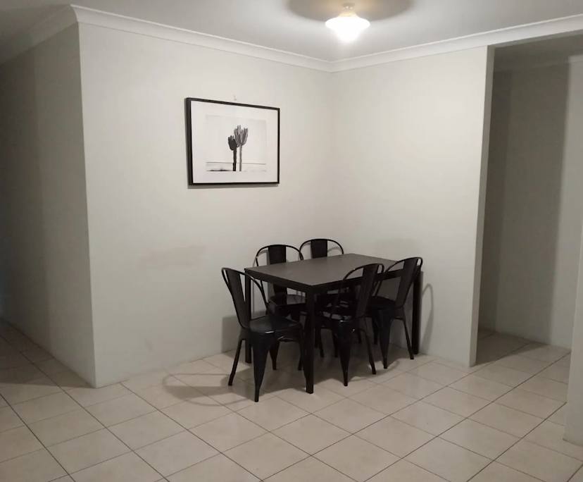 $300, Share-house, 6 bathrooms, Saint James WA 6102