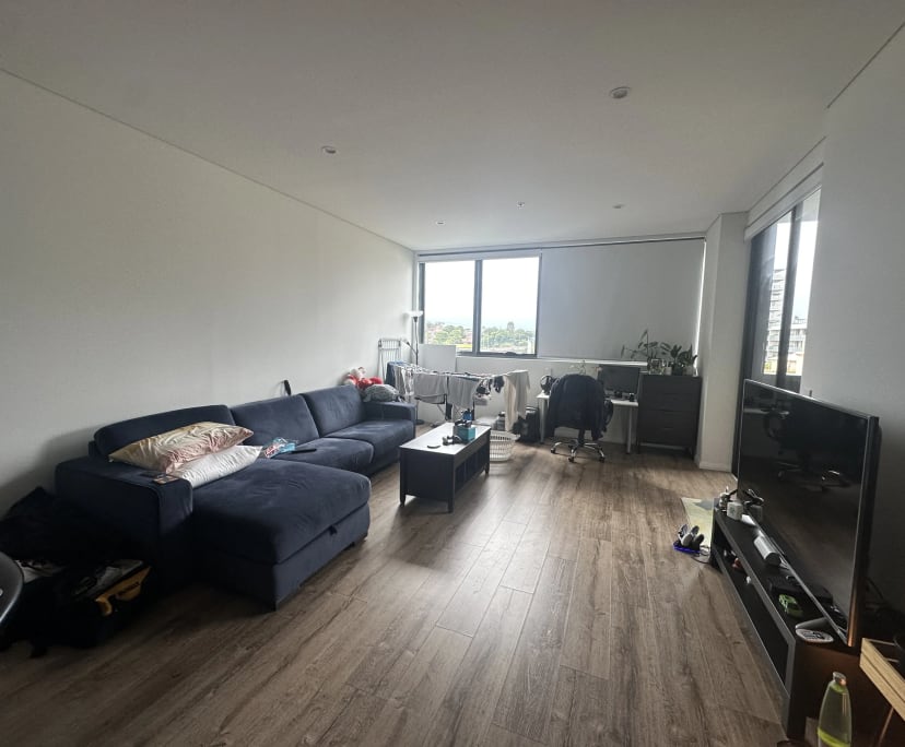 Unfurnished room with own bathroom