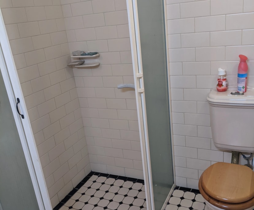 Room for Rent in Queanbeyan, Canberra 260, Flexib...