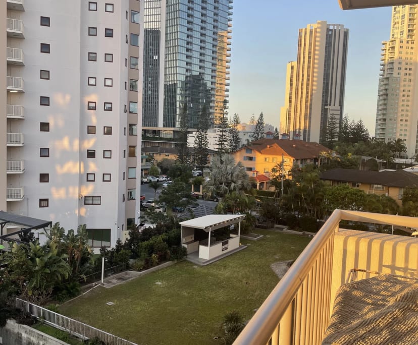 $600, 1-bed, 1 bathroom, Broadbeach QLD 4218