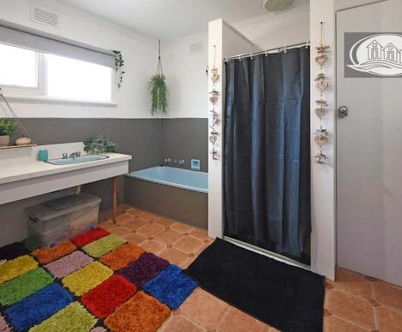 $200, Share-house, 3 bathrooms, Portland VIC 3305