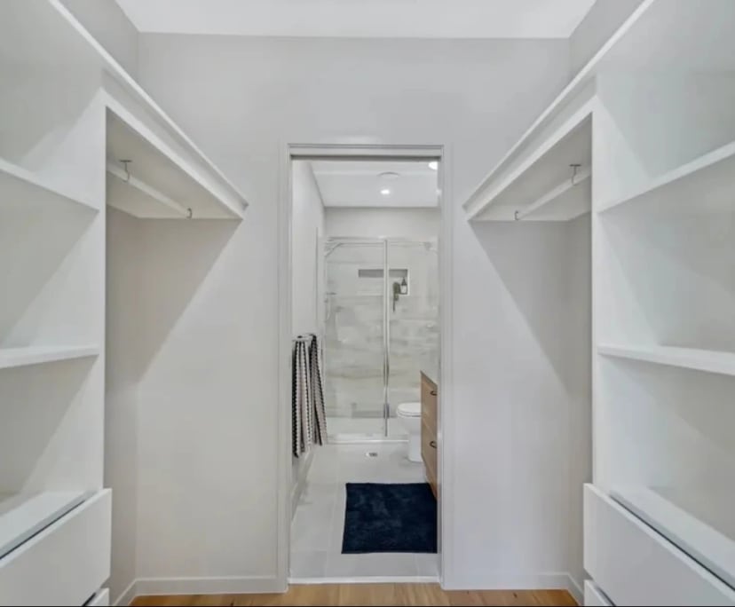 $350, Share-house, 4 bathrooms, Manoora QLD 4870