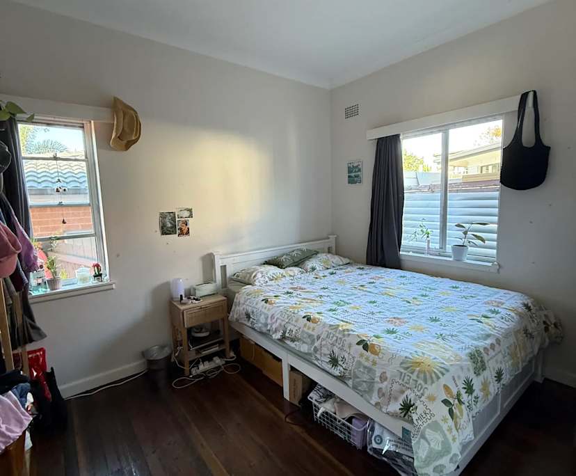 Room in a share house