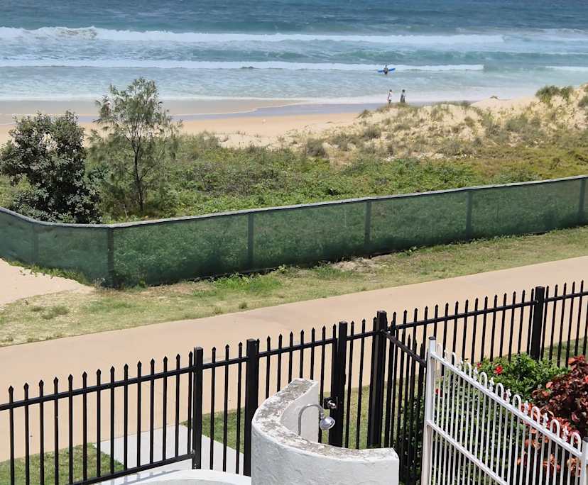 $275, Flatshare, 3 bathrooms, Surfers Paradise QLD 4217