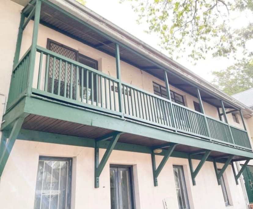 Whole property with 3 rooms for rent