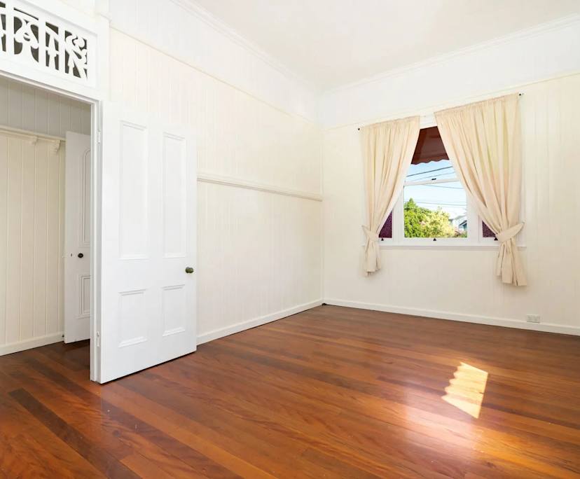 Unfurnished room in a share house