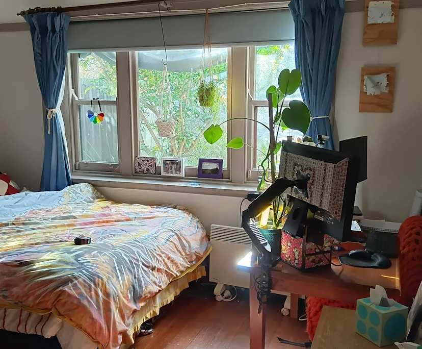Unfurnished room in a share house