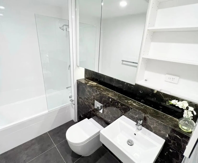 $595, Studio, 1 bathroom, Strathfield NSW 2135