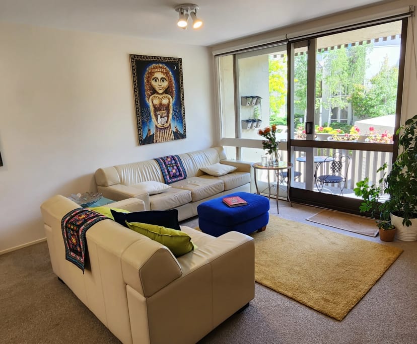 Room for Rent in Barton, Canberra 350, Furnished,...