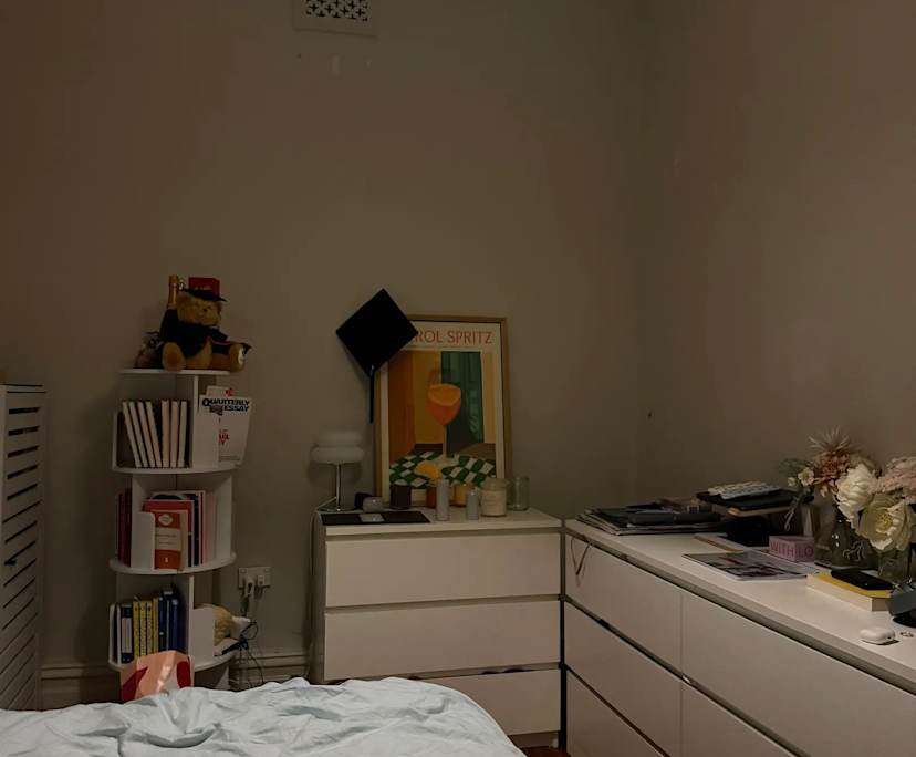 Unfurnished room in a share house